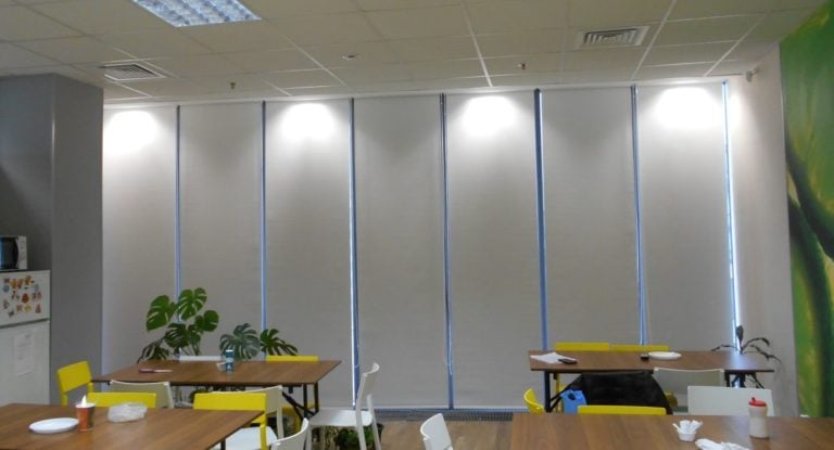 Рулонные шторы для офиса