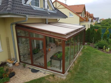 Солнцезащитные системы для зимних садов и потолочных окон – удачное сочетание высоких технологий с элегантным дизайном
