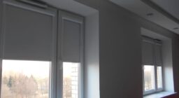 Рулонные шторы блэкаут с направляющими