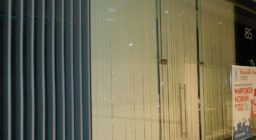 Вертикальные жалюзи для офисных перегородок