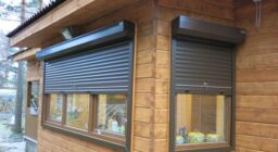 Экструдированные роллеты с ключом на окна