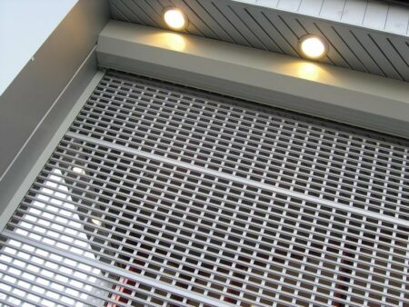 Автоматические роллетные решетки для бизнес-центров