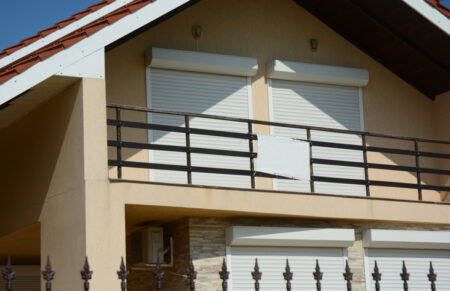 Автоматические рольставни для балкона