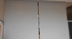 Жалюзи рулонного типа для гардероба выставочного центра