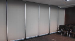 Автоматические рулонные шторы для EXPOFORUM