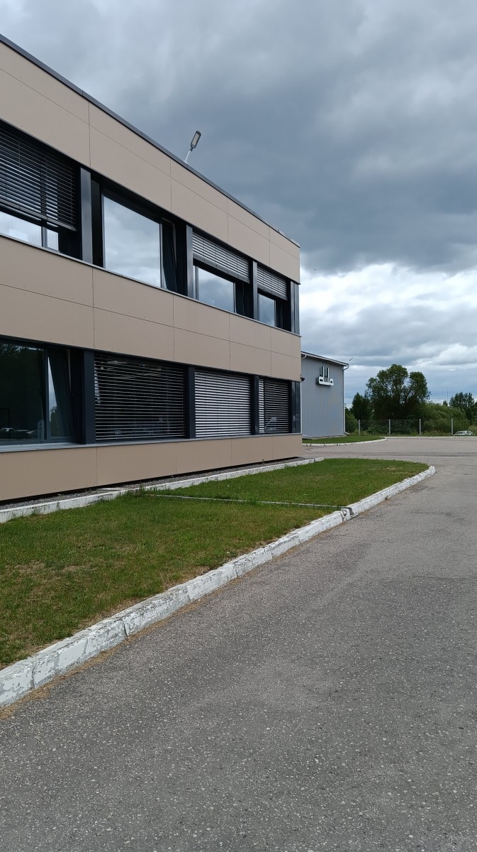 Рафшторы Alumdevelop для административного корпуса производственной компании