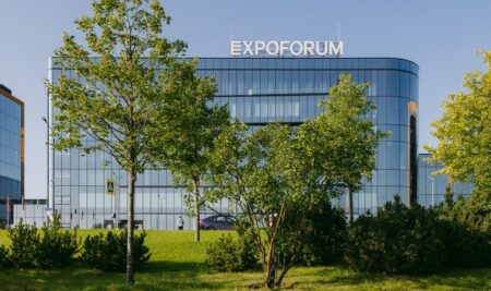 Рулонные шторы для конгрессно-выставочного центра «Экспофорум»