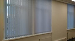 Жалюзи вертикальные для помещений банка