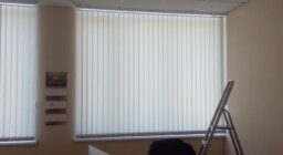 Вертикальные тканевые жалюзи для офиса