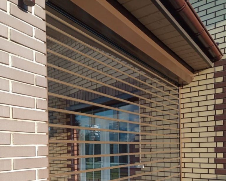 Тонированные рольставни из монолитного поликарбоната