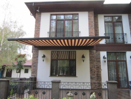 Кассетная маркиза с электроприводом