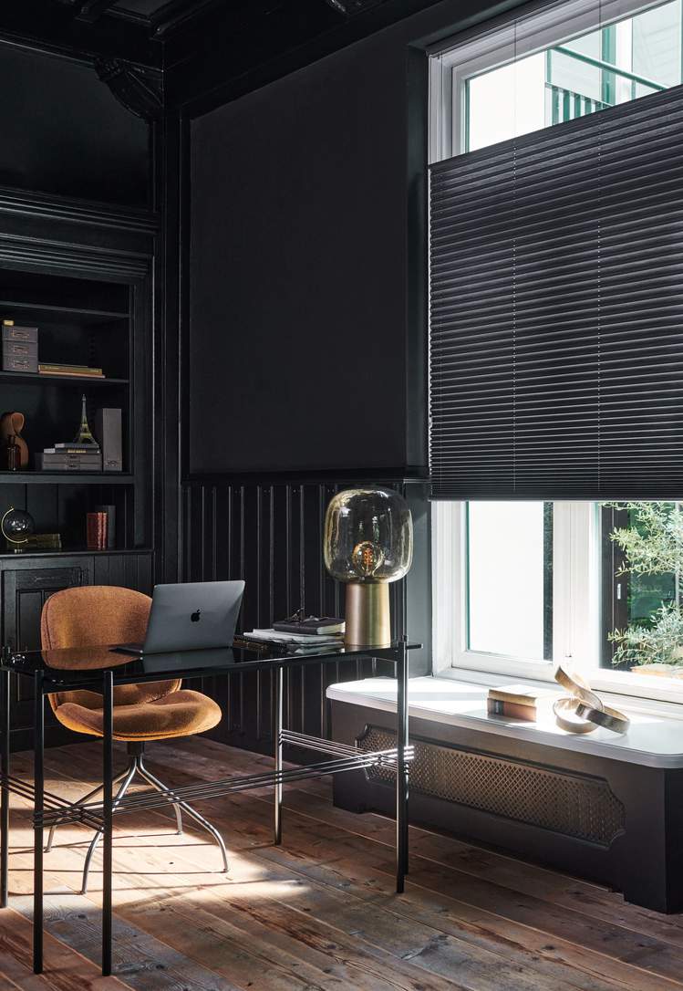 Шторы плиссе для офиса с системой натяжения