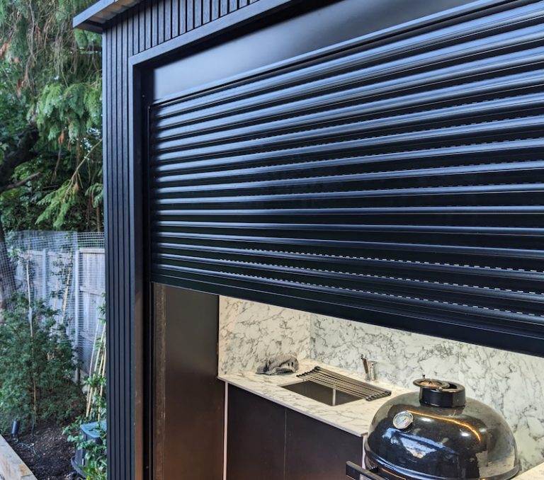 Жалюзи-роллеты с перфорацией