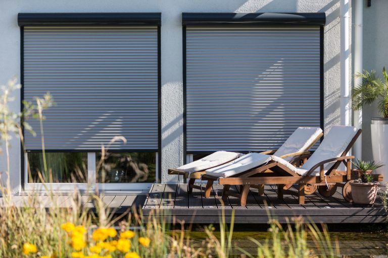 Моторизованные рольставни для панорамных окон