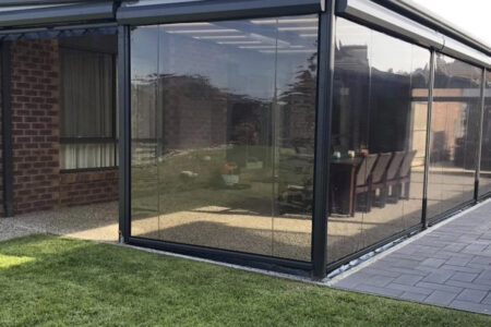 Рулонные мягкие окна с электроприводом