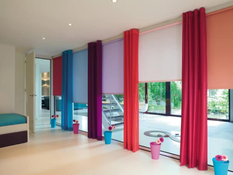 Цветные рулонные шторы