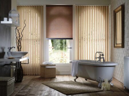 Рулонные шторы блэкаут для ванной