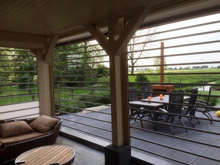 Рольставни из поликарбоната для ресторана