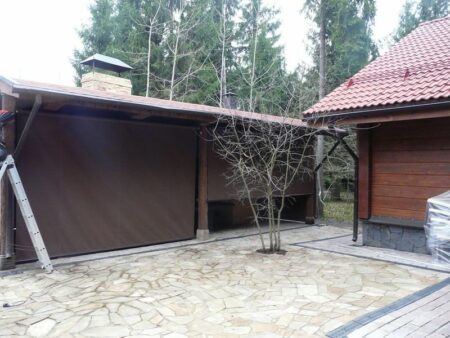 Вертикальные маркизы от снега для веранд и террас