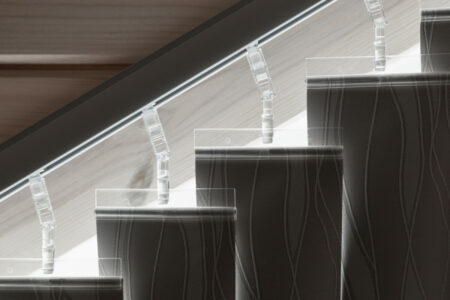 Вертикальные наклонные жалюзи блэкаут