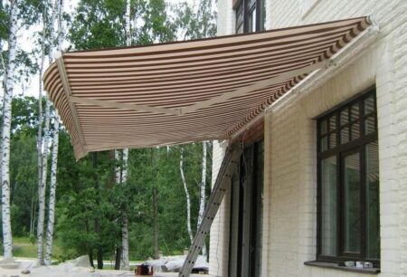 Выдвижная маркиза с открытым валом