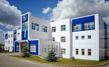 Рулонные шторы с фотопечатью для фармацевтического завода Gedeon Richter