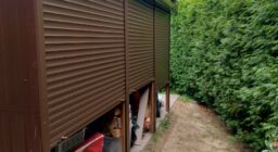 Наружные механические рольставни для дачи