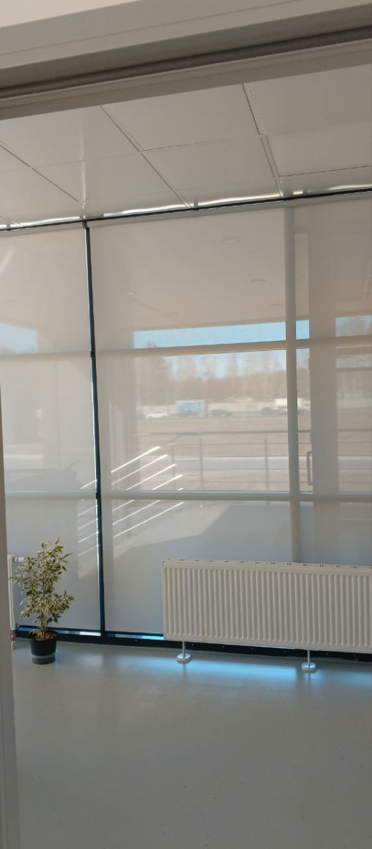 Рулонные шторы Alumdevelop Screen для витражных окон