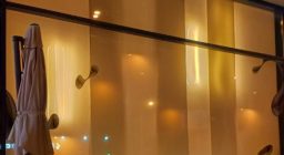 Рулонные шторы для кафе-кондитерской БУШЕ