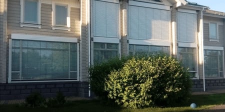 Способы эффективной защиты витринных окон