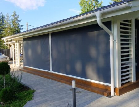 Как выбрать рулонные шторы для террасы: дизайн, материалы и практичность
